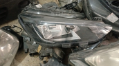 Ford Focus İçin Çıkma Sağ Ön Far - LED Teknolojisi