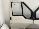 FORD TRANSİT ÇIKMA ORJİNAL HATASIZ SAĞ ÖN KAPI N2