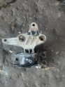 RENAULT CLİO 4 MOTOR TAKOZU