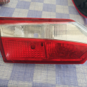 Toyota Corolla sol arka bagaj lambası
