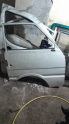 Mazda E2200 1994 model sağ ön kapı