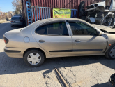 Renault Megane bir sağ ön kapı