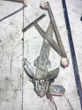 HONDA CİVİC 95 MODEL ÖN SOL CAM KRİKOSU ÇIKMA ORJİNAL