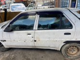 PEUGEOT  106   ÇIKMA   KAPI