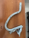 Hyundai accent bagaj kapağı menteşesi