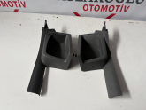 FORD FOCUS 2 ARKA MARŞPİYEL İÇ BAKALİTLERİ