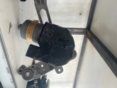 Ford Focus ön cam silecek motoru
