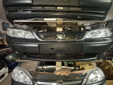 ÖZMEN OPEL VECTRA B 2 MAKYAJLI ÖN TAMPON SAĞ SOL FAR SİS PANJUR