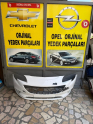 Opel Corsa e beyaz renk ön tampon