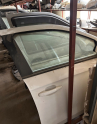 Peugeot 301 sağ ön kapı