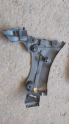 Kango 3 arka sol tampon braketi 8200435435