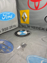 CLİO 4 SAĞ AYNA ÜÇGENİ ÇAMURLUK BAKALİTİ SIFIR-ORJ 638741447R