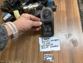 RENAULT TRAFFİC CAM DÜĞMESİ , RENAULT TRAFFİC AYNA AYAR DÜĞMESİ