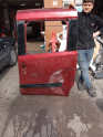 FİAT DOBLO 3 KİRMİZİ SOL SÜRGÜLÜ KAPI ORJINAL