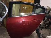 OPEL İNSİGNİA SOL ARKA KAPI ORJİNAL HATASIZ KAPALI KIRMIZI