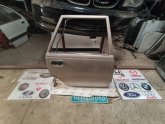 TOYOTA CORONA 1985 SAĞ ARKA KAPI
