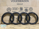 AUDİ Q7 2010-2015 ÖN PANJUR ARMASI LOGOSU İŞARETİ PİYANO BLA