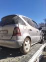 Mercedes A 160  sağ ön kapı