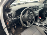 Whatsaptan siparişler Kia Sorento torpido