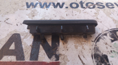 8K0827127 Audi A4 2014 bagaj kapağı yan durdurma plastiği