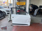 İ20 ACTİVE SAĞ ÖN KAPI ORJİNAL BEYAZ