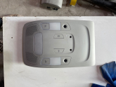 AUDİ A6 A7 TAVAN LAMBASI 4G0947135