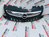 Opel Corsa d makyajlı ön panjur