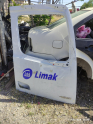 Mercedes Axor sağ sol ön kapılar
