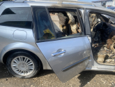 RENAULT MEGANE II SW SAĞ ARKA KAPI