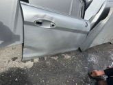 Oto Çıkma Parça / Kaporta & Karoser / Kapı / Ford / Fiesta / Çıkma Parça 