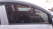hyundai getz sağ ön kapı camı