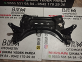 Nissan Qashqai j11 travers