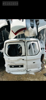 Ford Transit Courier Arka Bagaj Camlı