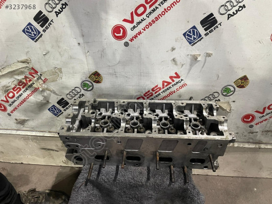03L103265L amarok silidir kapagı Amarok crafter cnh ckup - Volkswagen 03L103265L Orijinal Çıkma Yedek Parça Ankara