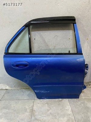 Proton 420 sağ arka kapı
