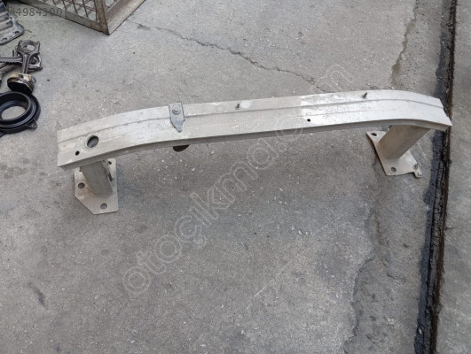 RENAULT CLİO 4 ÖN TAMPON DEMİRİ