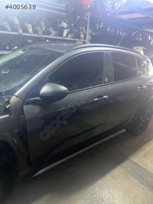 Fiat Egea sol ön kapı