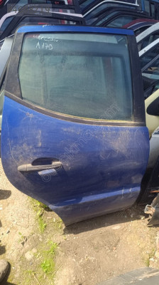 Mercedes a170 sağ arka kapı