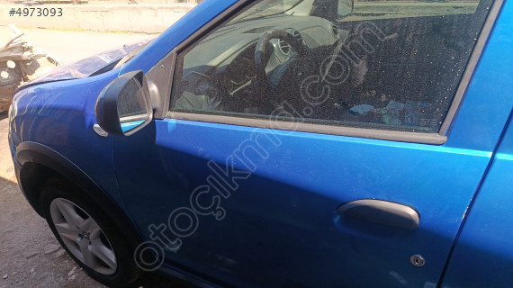 Dacia Sandero sol ön kapı