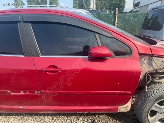 PEUGEOT 307 SAĞ ÖN KAPI