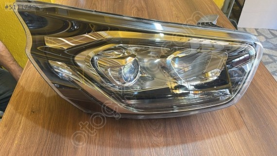 FORD TRANSİT SAĞ FAR