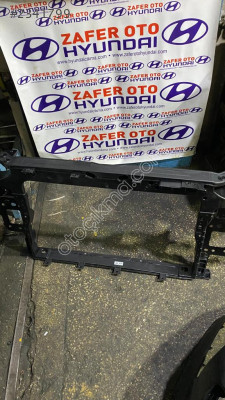 Hyundai kona ön panel çıkma
