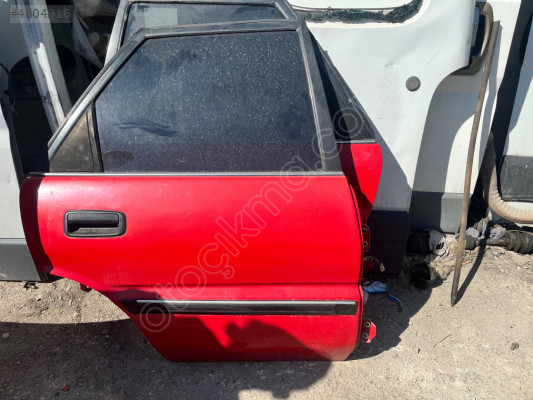 Toyota corolla ae92 sağ arka kapı