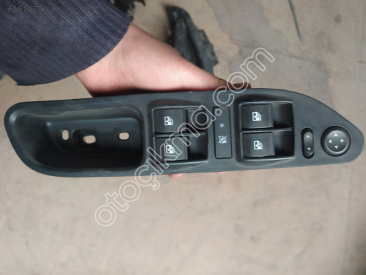 Fiat egea sol ön cam kontrol paneli 735604302