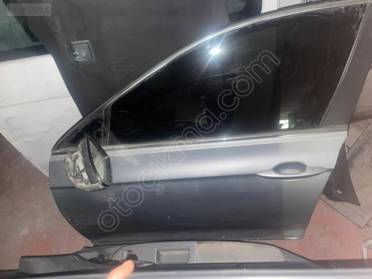 Vw Passat b8 sol ön arka kapı gri renk çıkma - Volkswagen passat Orijinal Çıkma Yedek Parça Ankara