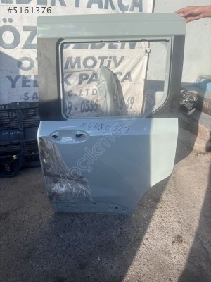 Ford Courier sol arka kapı