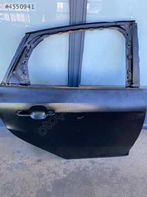 FORD FOCUS ÇIKMA ORJİNAL YENİ SAĞ ARKA KAPI