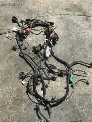 RENAULT CLİO ELEKTİRİK TESİSATI