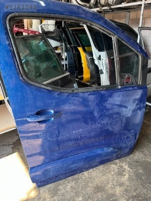 OPEL COMBO SAĞ ÖN KAPI