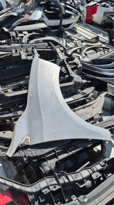 Renault Fluence sağ ön çamurluk orijinal